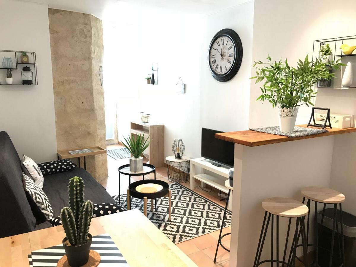 Superbe ! Appart T2 - Centre Historique & Tram - Situation Ideale Apartment Montpellier Luaran gambar